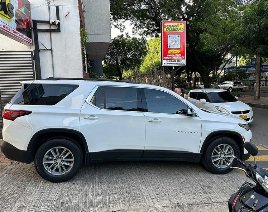 img-2-chevrolet-traverse-lt-2022-sobre-ruedas-cucuta